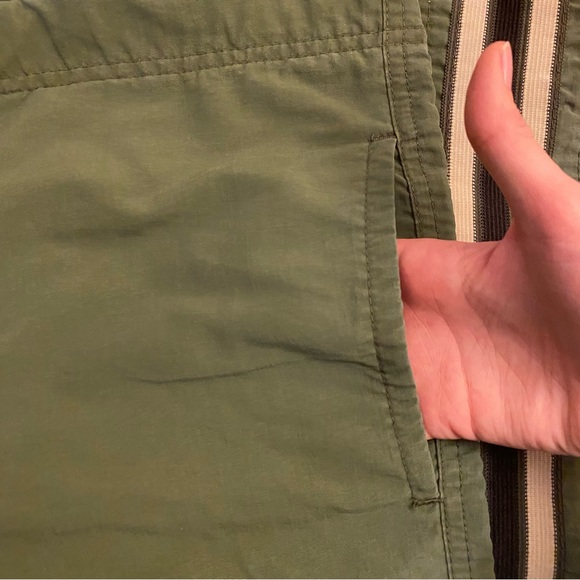 Men’s unisex Gap Y2k green nylon stripe track pants wide leg adjustable belt - Picture 4 of 16